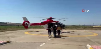 Diyarbakır'da Kalça Kemiği Kırılan Hasta Ambulans Helikopter ile Hastaneye Sevk Edildi