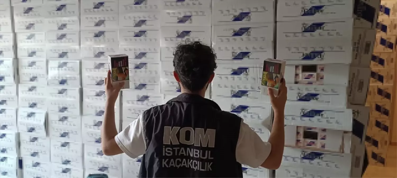 İstanbul'da Kaçak Tütün ve Makaron Operasyonu: 5 Ton 220 Kilogram Kaçak Tütün ve 15 Milyon 910 Bin Boş Makaron Ele Geçirildi