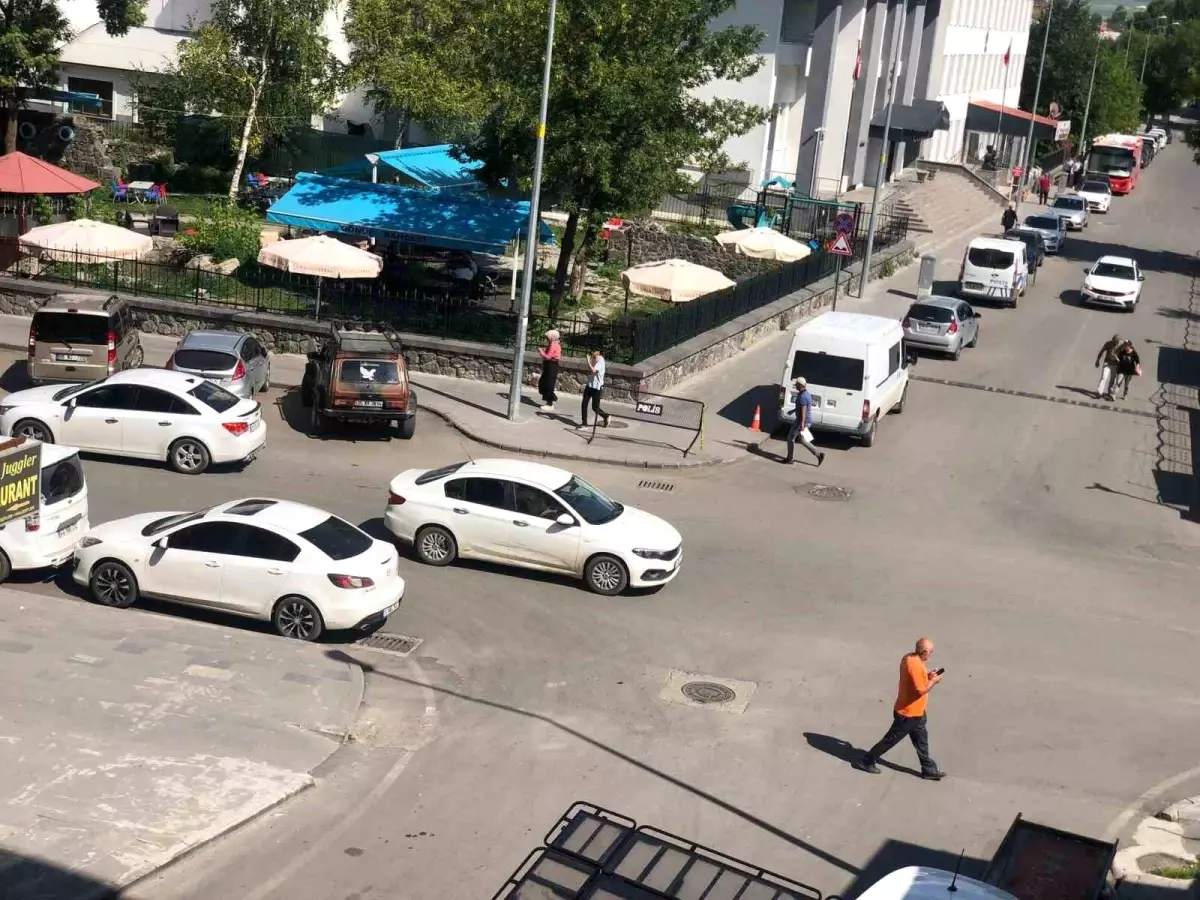 Kars'ta Haziran Ayında Trafiğe Kayıtlı Araç Sayısı 49 Bin 903 Oldu