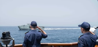 TCG Kınalıada Umman Deniz Kuvvetleri ile eğitimler gerçekleştirdi