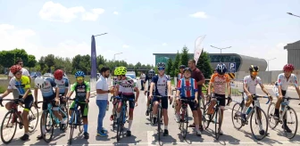 Akhisar İlçe Spor Kulübü Bisikletçileri Uşak'ta Dereceye Girdi
