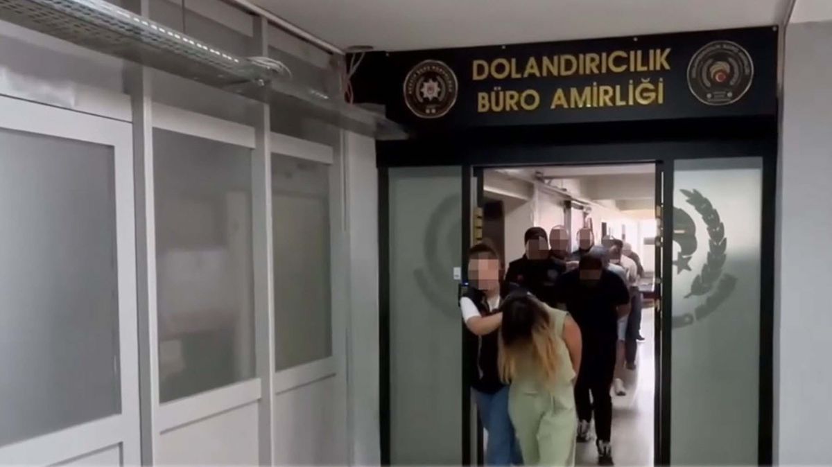 İzmir'de Milli Emlak Dolandırıcılığı Operasyonu