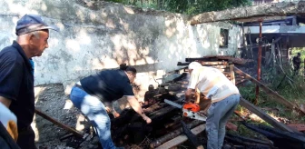Bolu'da İstiflenmiş Tahta Parçalarının Yangını Söndürüldü