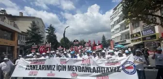 Memur-Sen Konfederasyonu Üyeleri Bolu'dan Ankara'ya Yürüyor