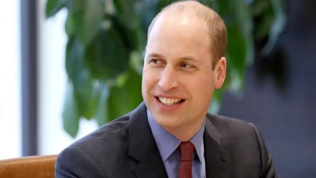 It has been announced that Prince William receives an annual salary of 30 million dollars.