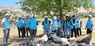 Cizre'de Denetimli Serbestlik Tedbiri Altındaki Yükümlüler Çevre Temizliği Yaptı
