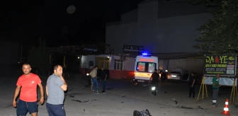 Erbaa'da refüjü aşan otomobil motosiklete çarptı: 2 yaralı