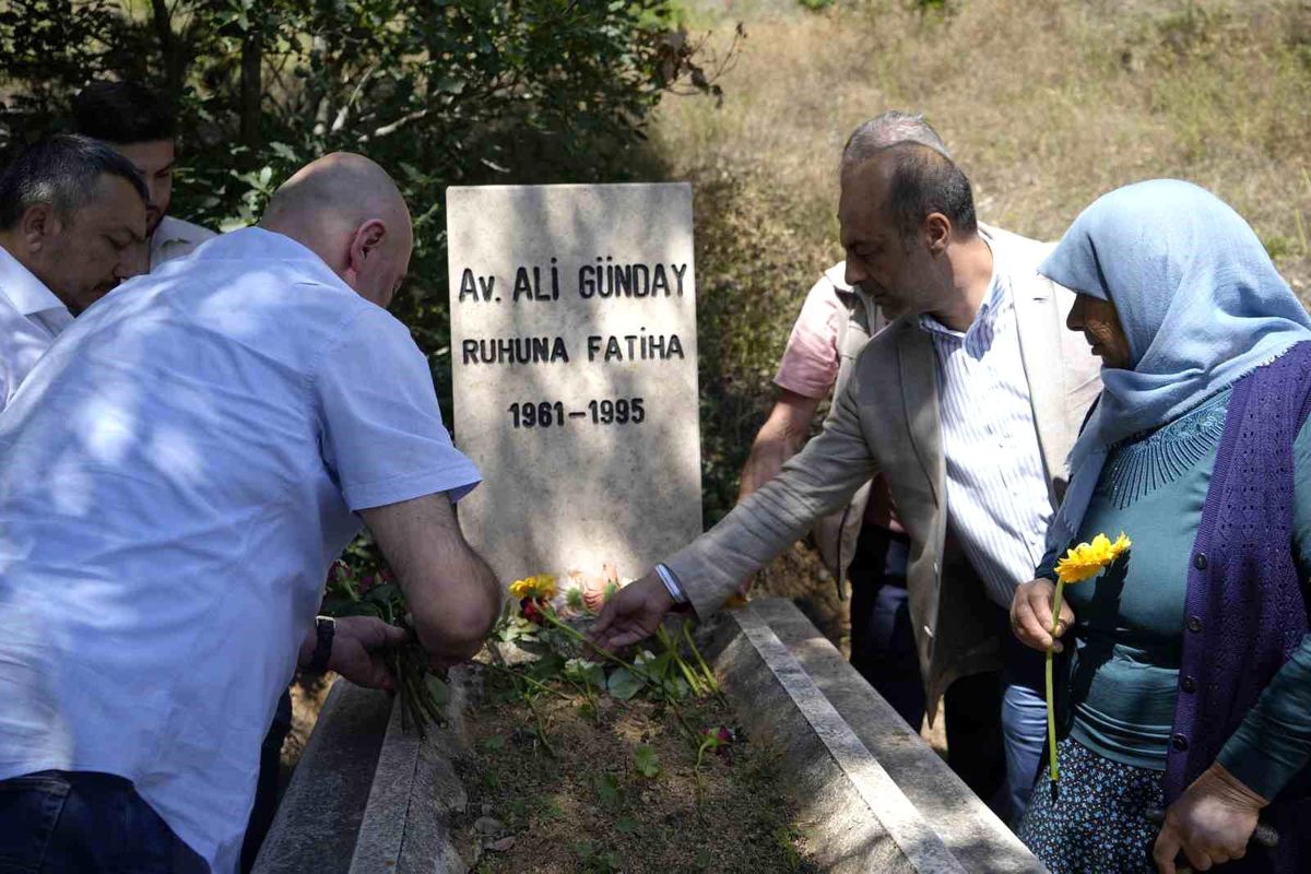 Gümüşhane-Bayburt Bölge Barosu Başkanı Ali Günday'ın ölüm yıl dönümünde anma töreni düzenlendi