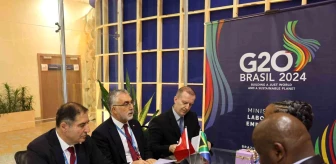 Çalışma ve Sosyal Güvenlik Bakanı Vedat Işıkhan, Brezilya'da Güney Afrika İstihdam ve Çalışma Bakanı Nomakhosazana Meth ile bir araya geldi
