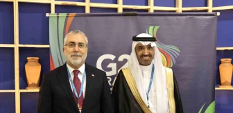 Çalışma ve Sosyal Güvenlik Bakanı Vedat Işıkhan, Suudi Arabistan İnsan Kaynakları ve Sosyal Kalkınma Bakanı ile görüştü