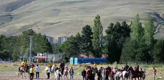 Bayburt Uluslararası Dede Korkut Şölenleri'nde At Çarpışması