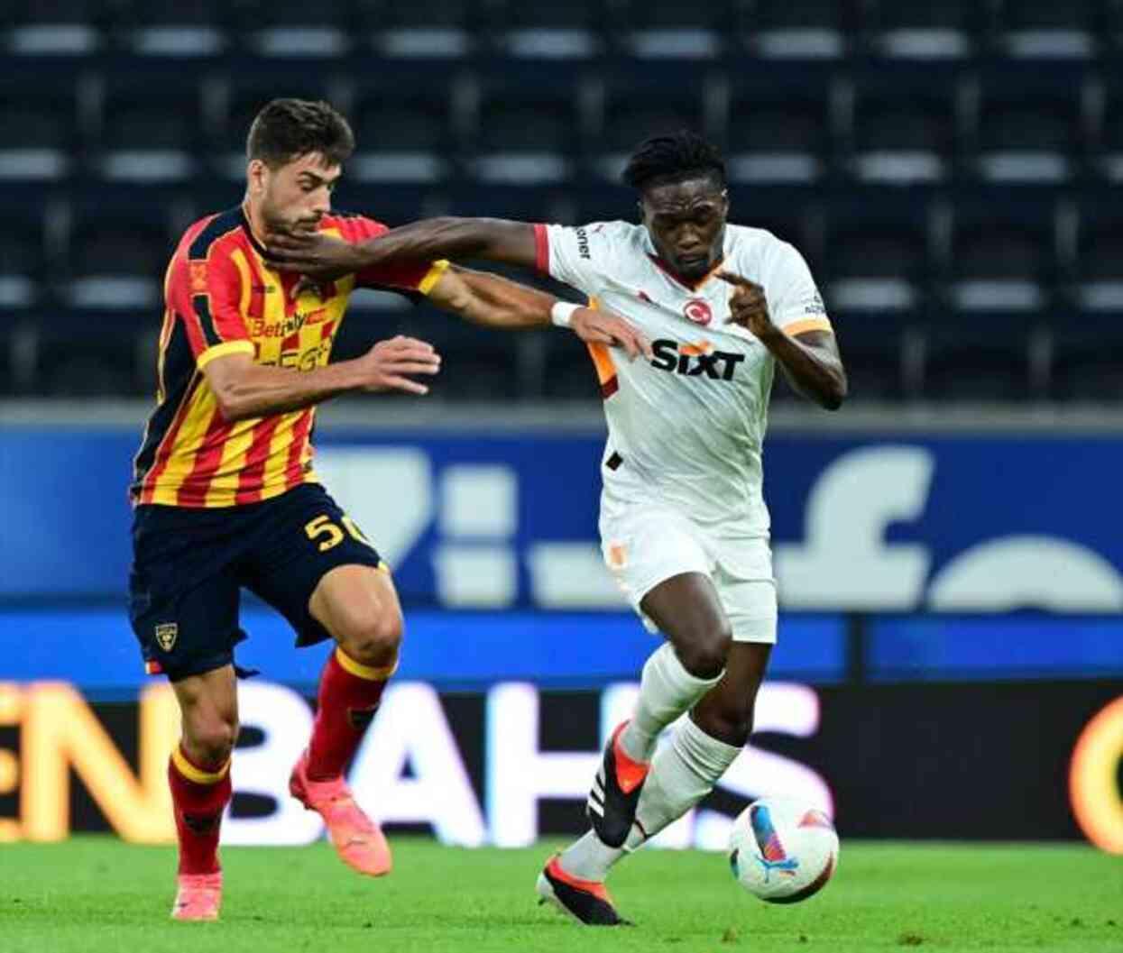 Galatasaray- Lecce maçından kareler