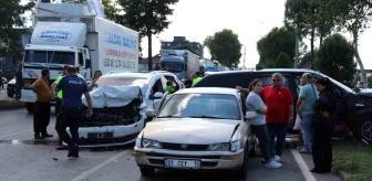 Samsun'da Zincirleme Trafik Kazası: 5 Araç Birbirine Girdi