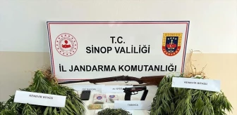Sinop'ta Jandarma Ekipleri Asayiş ve Narkotik Operasyonunda 18 Kişiyi Yakaladı
