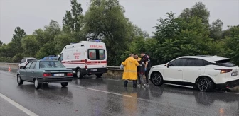 Çorum-Samsun kara yolunda peş peşe trafik kazaları: 4 yaralı