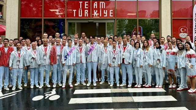 انهم اعتبروا الجميع بيجامة! ردود الفعل على الملابس التي صممتها فاكو لرياضيينا المشاركين في الأولمبياد كانت كبيرة مثل الجبل.