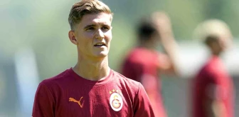 Galatasaray, yeni transfer Elias Jelert ile antrenmana devam ediyor
