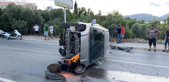 Antalya'da otomobil takla attı: Sürücü yaralandı
