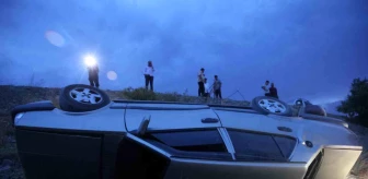 Elazığ'da Otomobil Şarampole Yuvarlandı: 7 Kişi Yaralandı