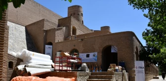 TİKA, Afganistan'daki Sanat Merkezine Malzeme Desteği Sağladı