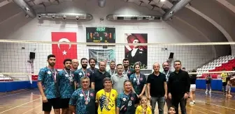 Aydın İl Sağlık Müdürlüğü 15 Temmuz Voleybol Turnuvasında Üçüncü Oldu