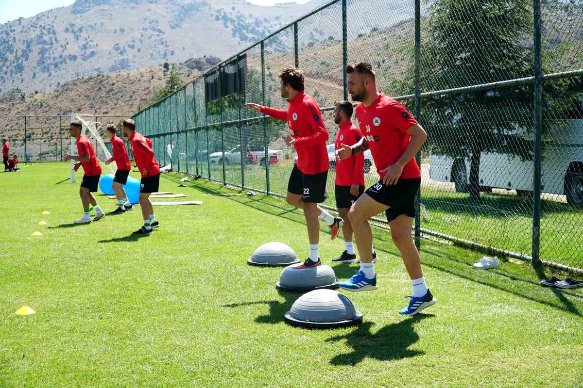 Isparta 32 Spor Yeni Sezon Hazırlıklarına Devam Ediyor