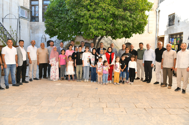 Şanlıurfa Valisi Şıldak'ın Halkla İç İçe Olması Takdir Topluyor