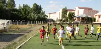 Muş Malazgirt'te Futbol Akademisi Açıldı