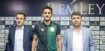 Sakaryaspor, Mustafa Pektemek'i kadrosuna kattı