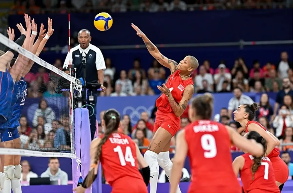 Türkiye-Dominik Cumhuriyeti voleybol maçı ne zaman, saat kaçta? Olimpiyat Oyunları Türkiye-Dominik Cumhuriyeti maçı hangi kanalda, şifresiz mi?