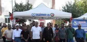 Van'da işten çıkarılan işçiler eylemlerine devam ediyor