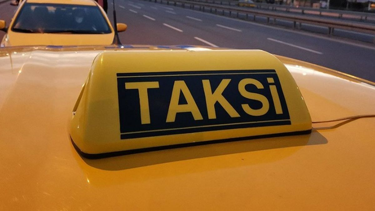 SARI TAKSİ ÜCRETLERİ 2024! İstanbul taksi indi bindi ne kadar, kaç TL? Taksi açılış ücreti ne kadar oldu?