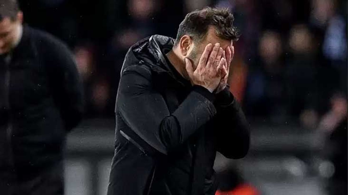 Galatasaray'ın yeni transferi Elias Jelert, Süper Kupa maçında forma giyemeyecek