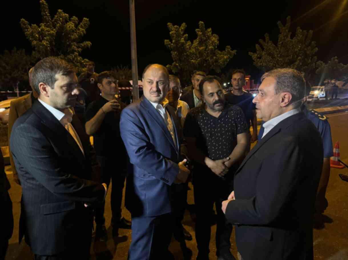 Şanlıurfa'da kontrolden çıkan otomobil parka giden kalabalığın arasına daldı: 5 çocuk can verdi