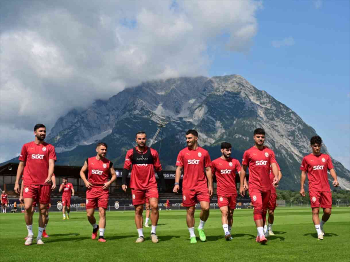 SÜPER KUPA MAÇI CANLI İZLE || Beşiktaş- Galatasaray Süper Kupa maçı saat kaçta, hangi kanalda?