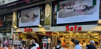 Sirkeci'de Tatlıcı Dükkanı Sahibi Filistin'e Yardım Etti