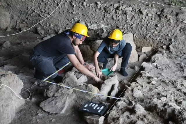 Kahramanmaraş'ta 14 Bin 500 Yıllık Mezar Bulundu