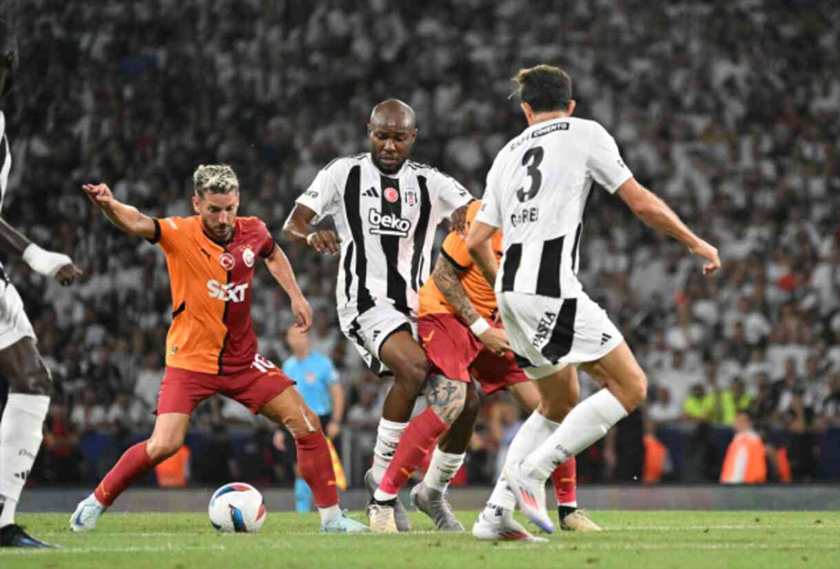 BEŞİKTAŞ- GALATASARAY SÜPER KUPA MAÇINDAN KARELER