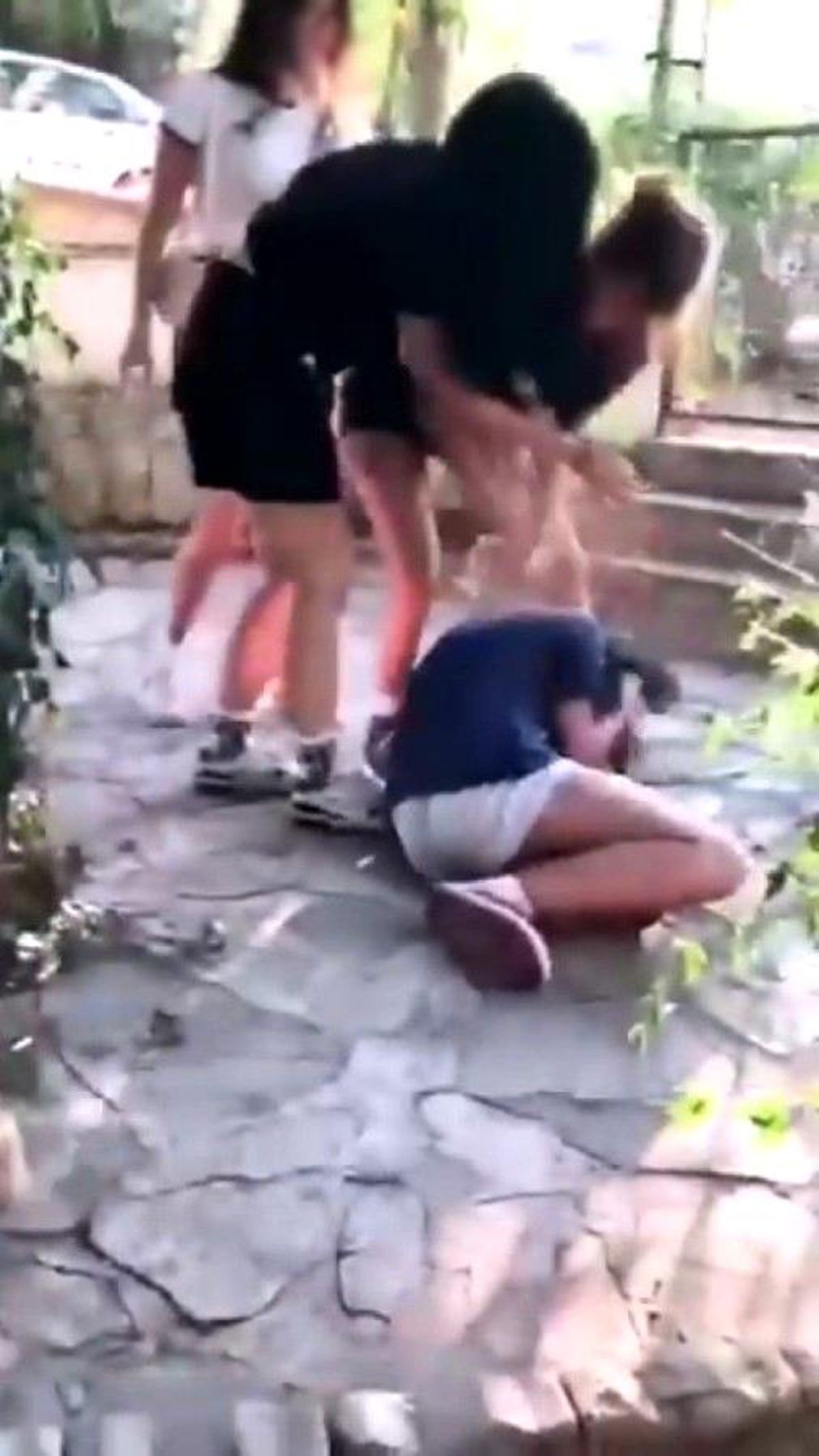 Marmaris'te Akran Zorbalığı: 6 Kız 2 Kızı Dövdü