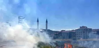 Eskişehir'de Boş Arazi Yangını Kontrol Altına Alındı