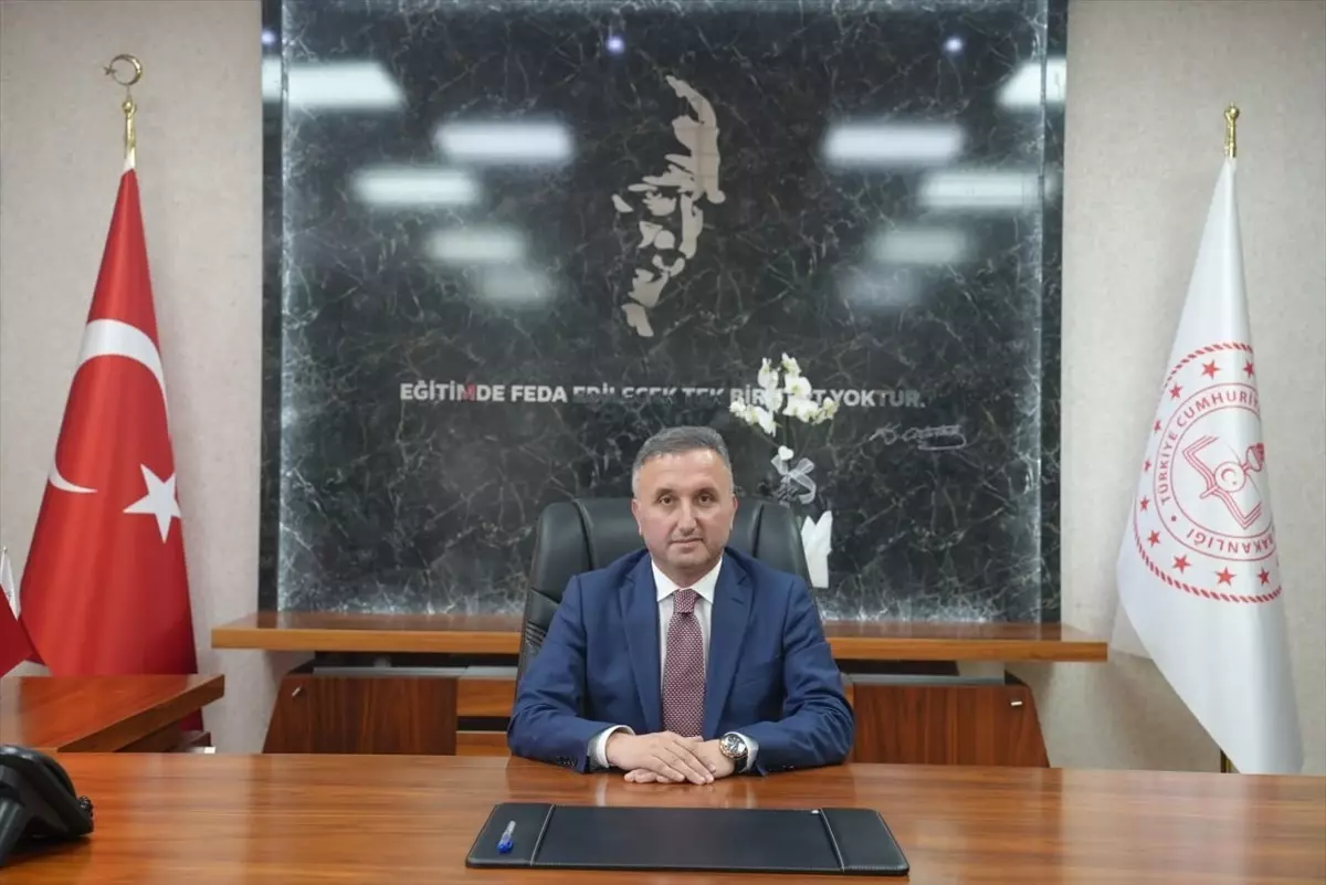 Kayseri'de İl Milli Eğitim Müdürlüğü görevine atanan Coşkun Esen göreve başladı