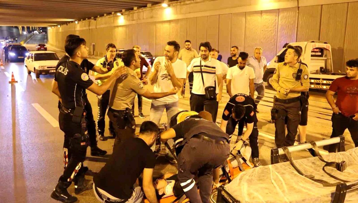 Aksaray'da motosiklet kazası: Baba oğlunu çaresizce izledi