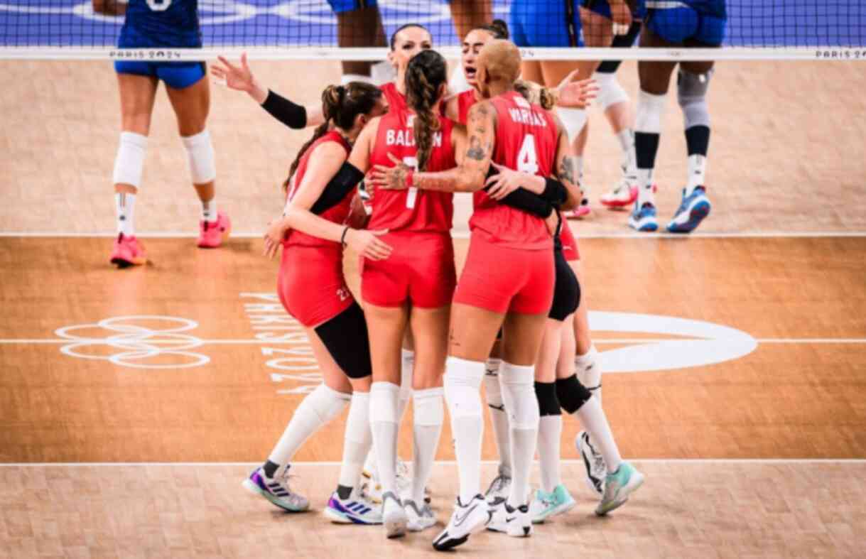 Türkiye-Çin Voleybol Maçı Canlı İzle! Türkiye-Çin voleybol maçı saat kaçta? Türkiye-Çin voleybol maçı şifresiz kanalda canlı yayın bilgileri!