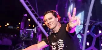 Dünyaca ünlü DJ Tiësto yarın İstanbul Festivali'nde!