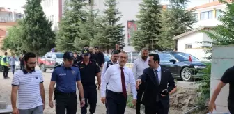 Malatya Valisi Seddar Yavuz, deprem konutlarını inceledi