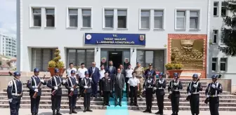 Tokat Valisi Abdullah Köklü, İl Jandarma Komutanı Albay Sabri Küyük'ü ziyaret etti