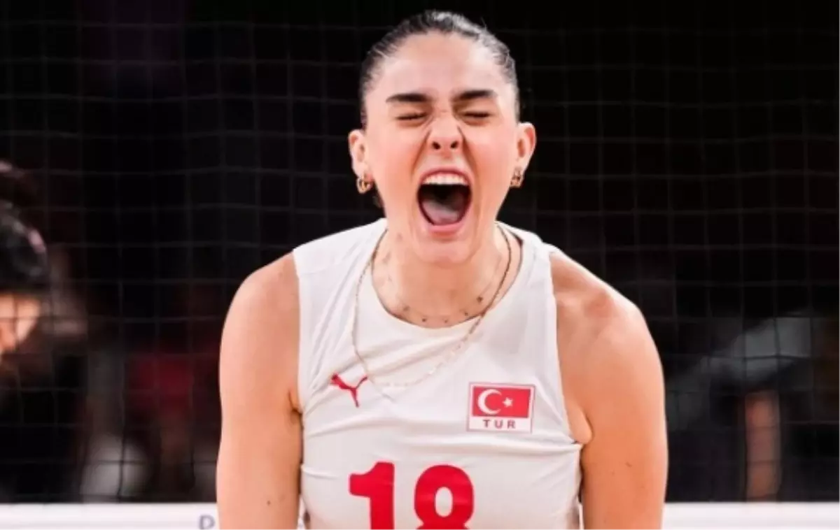 A Milli Kadın Voleybol Takımı'nın Yıldızı Zehra Güneş Kimdir?