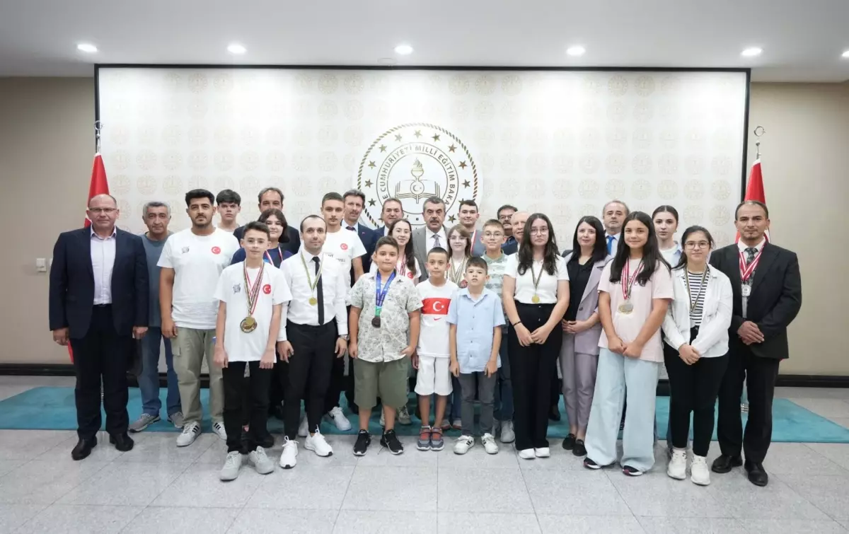 Milli Bilgisayar Klavye Takımı Dünya Şampiyonu
