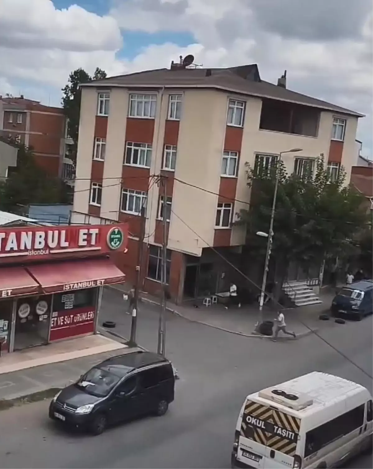 ÖĞRENCİLER TARİHİ MEKANLARI GEZDİ