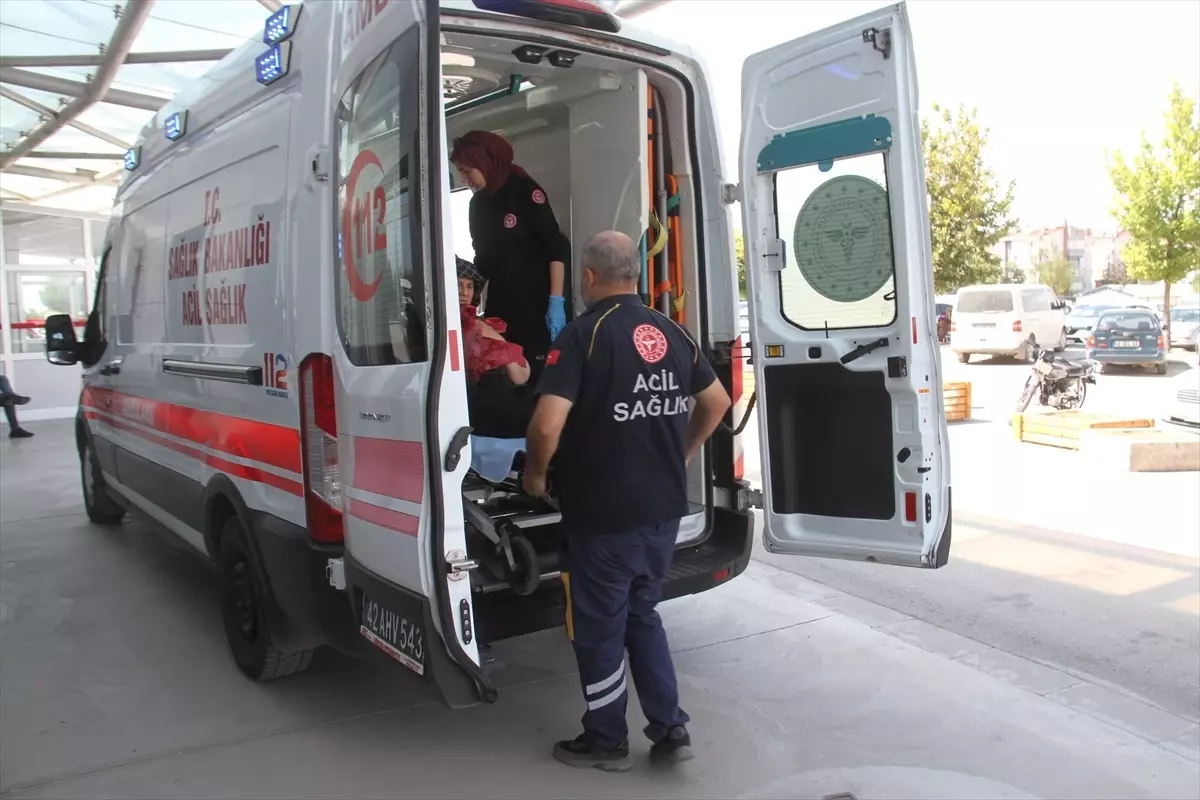 Beyşehir'de Zehirlenme Şüphesiyle Hastaneye Kaldırılan 2 Kadın